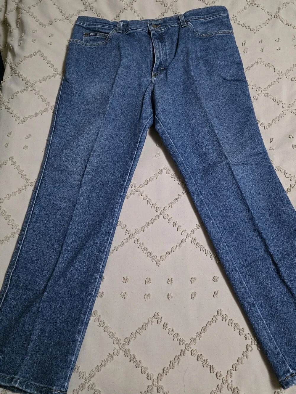 Mens LEE Jeans Size 40x30 - Buttons Added